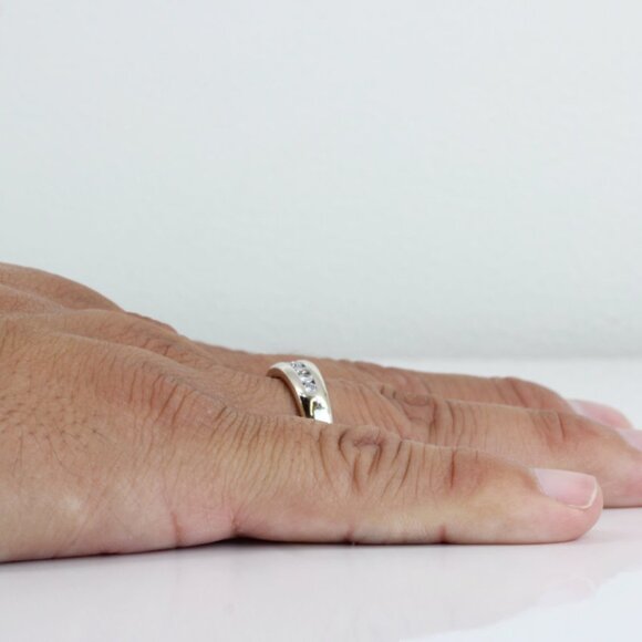 14k White Gold Diamond Anniversary/ Wedding Band Ring - Picture 6 of 7